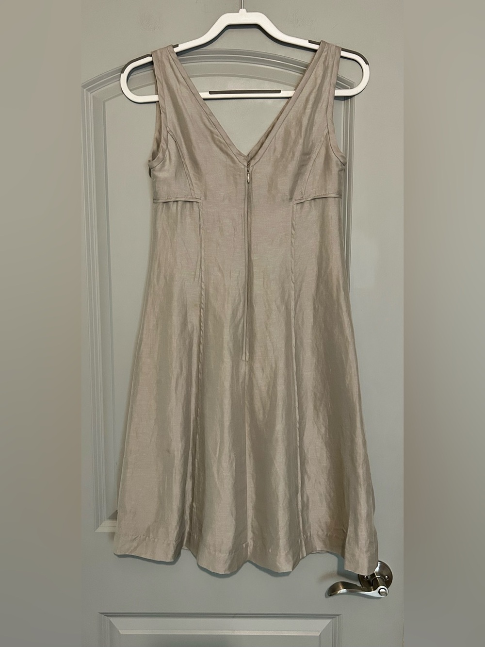 Club Monaco Linen Silk Blend V-Neck A-Line Dress Taupe Beige Size 0 - Picture 3 of 5
